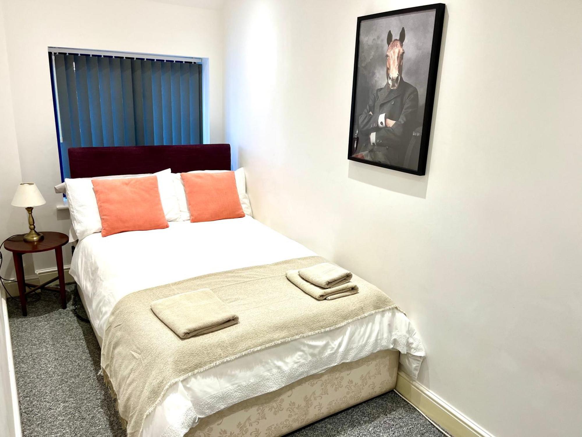 Premium Apartments Thatcham Broadway Dış mekan fotoğraf